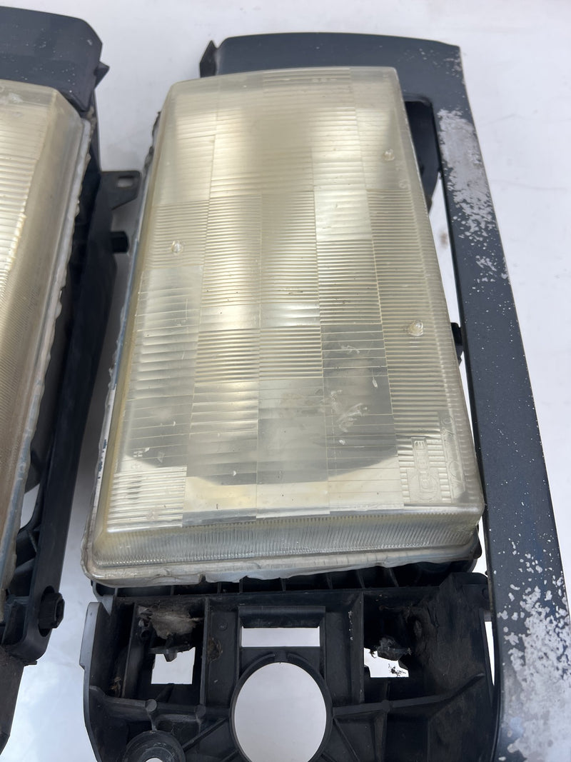 1989-1995 Volvo 740 940 Left Right Non-Fog Light Headlight Lamp Pair OEM #6798EM