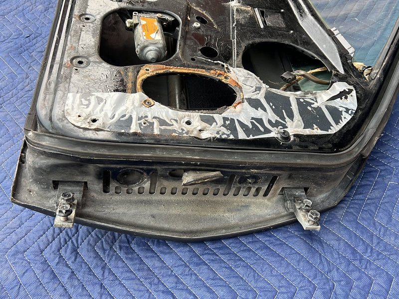 1983-1985 Porsche 944 Front Driver Left Door Assembly Black OEM #5721EM