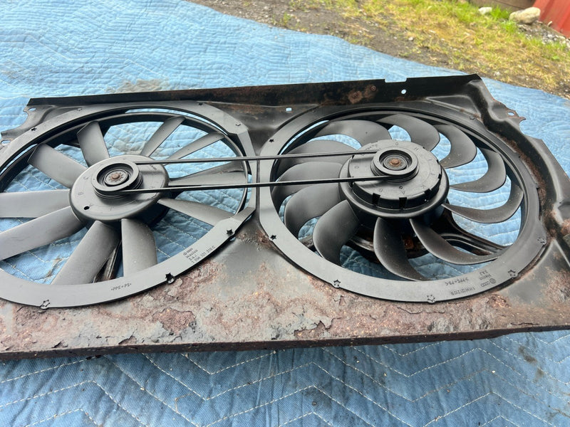 1985-1992 Volkswagen Golf Auxiliary Engine Fan Cooling 1HM121210B 1H0119119 OEM