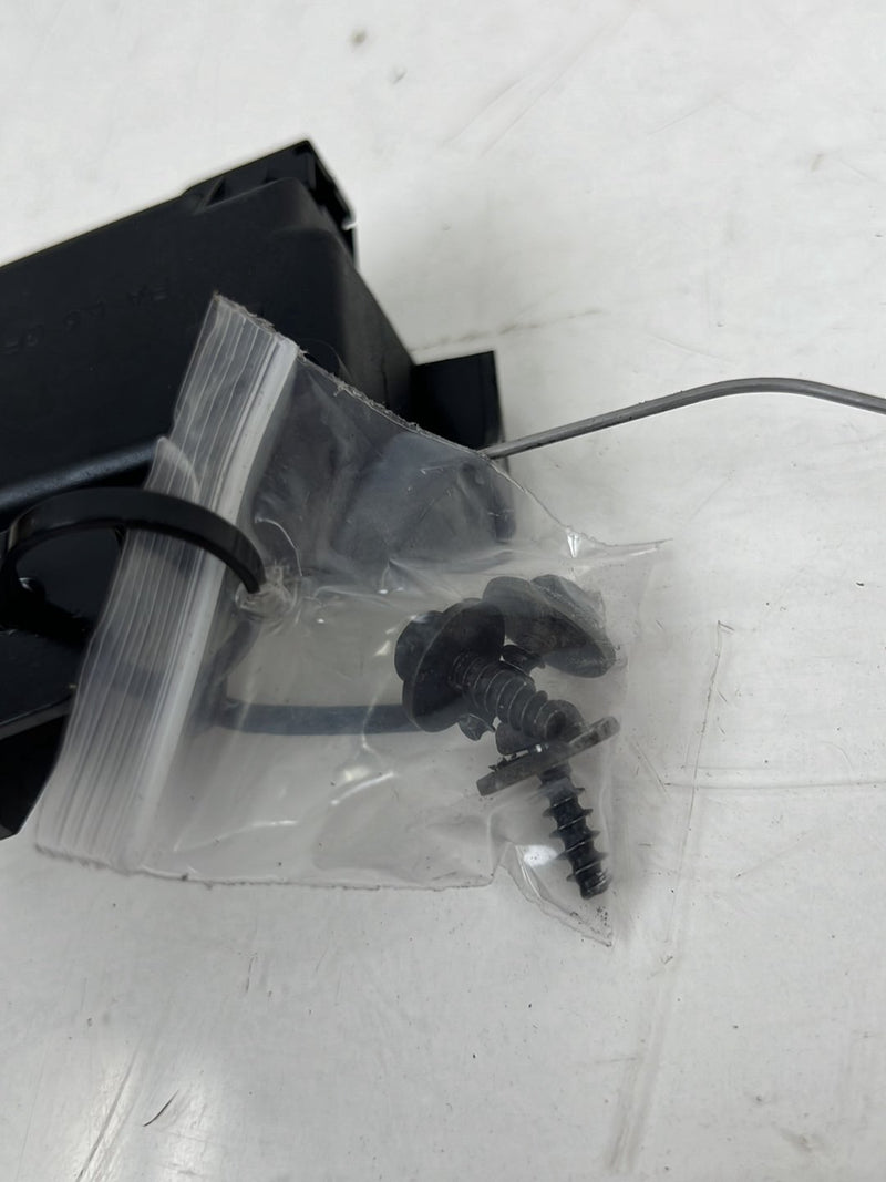 1993-1997 Volvo 850 Gas Fuel Door Lock Actuator Release 3509749 OEM