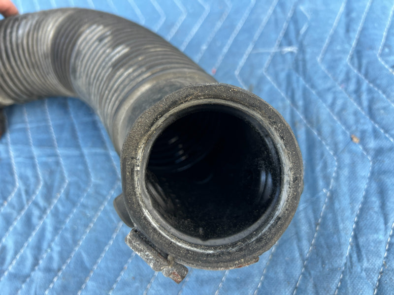 1986-1993 Volvo 240 244 Sedan Air Intake Tube Hose 1367454 MAF Duct OEM #4222EM