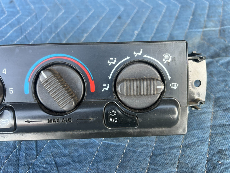 1999-2002 Chevy Silverado GM 1500 2500 AC Heat Climate Control Switch OE #1820CN