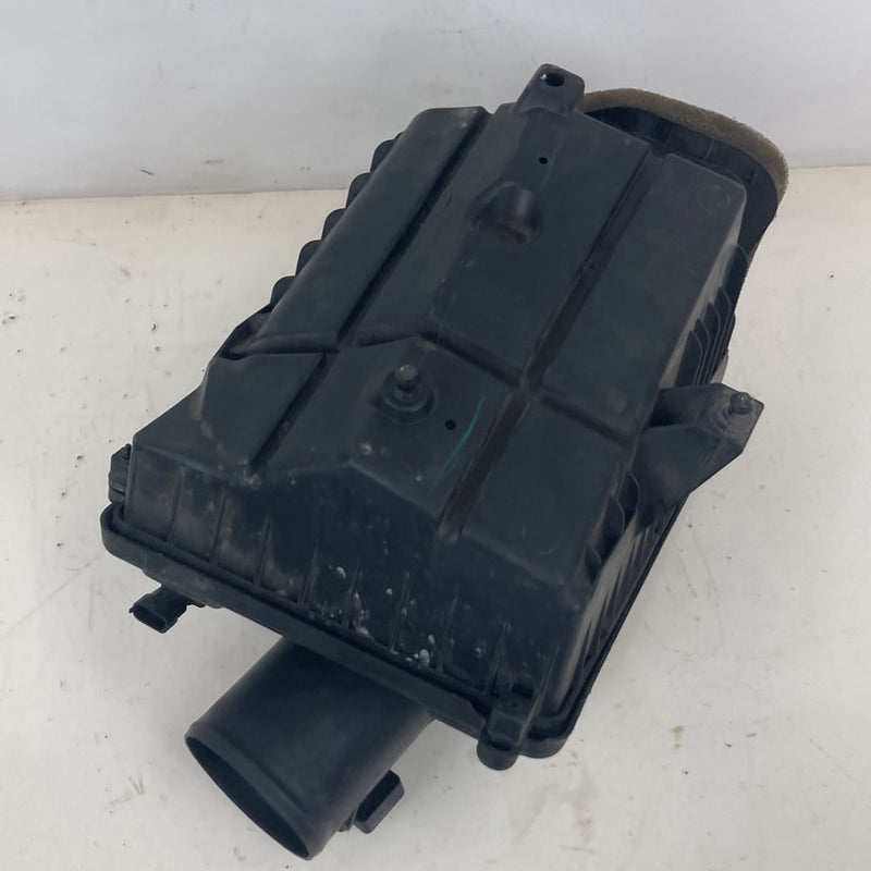 2007-2014 Chevrolet Silverado GMT900 Air Filter Housing Box MAF 23256990 #5336M