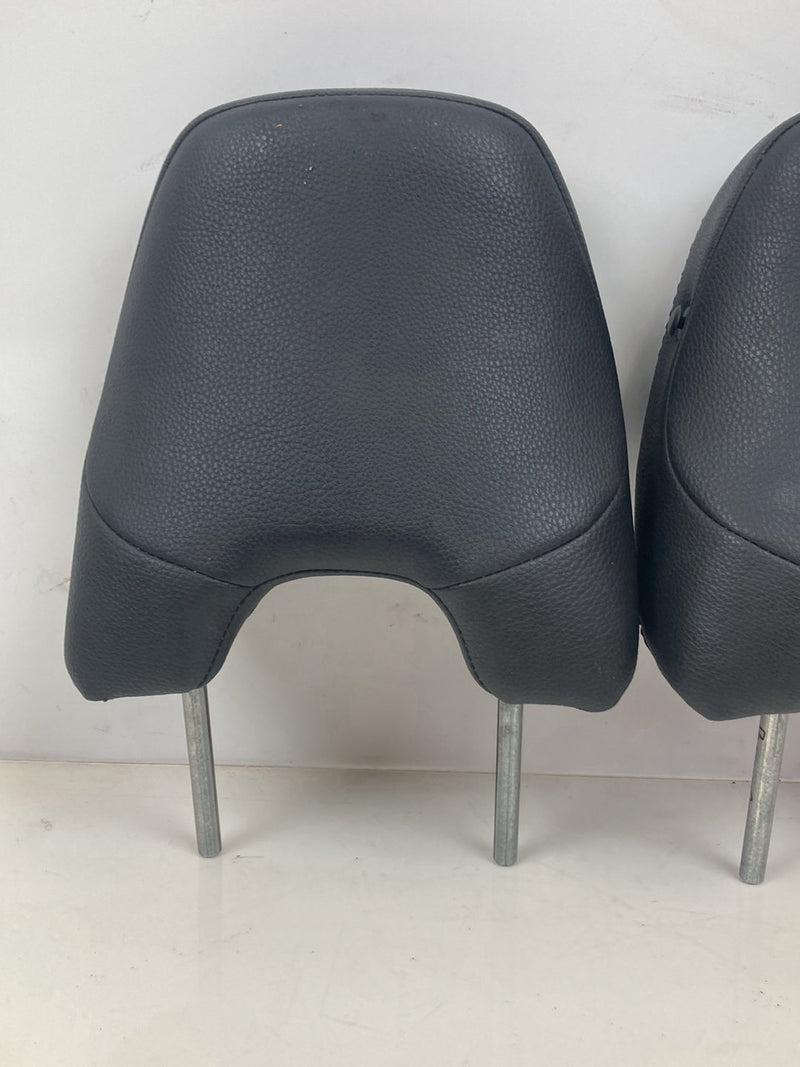 2005 Volvo XC90 I 275 Black Leather Headrest Front Pair 39808042 OEM #4860M