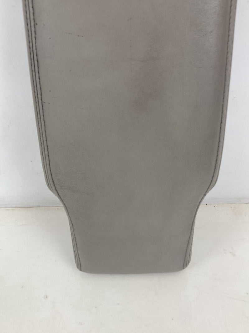 2002-2005 Lincoln Town Car Signature Armrest Center OEM #5126M