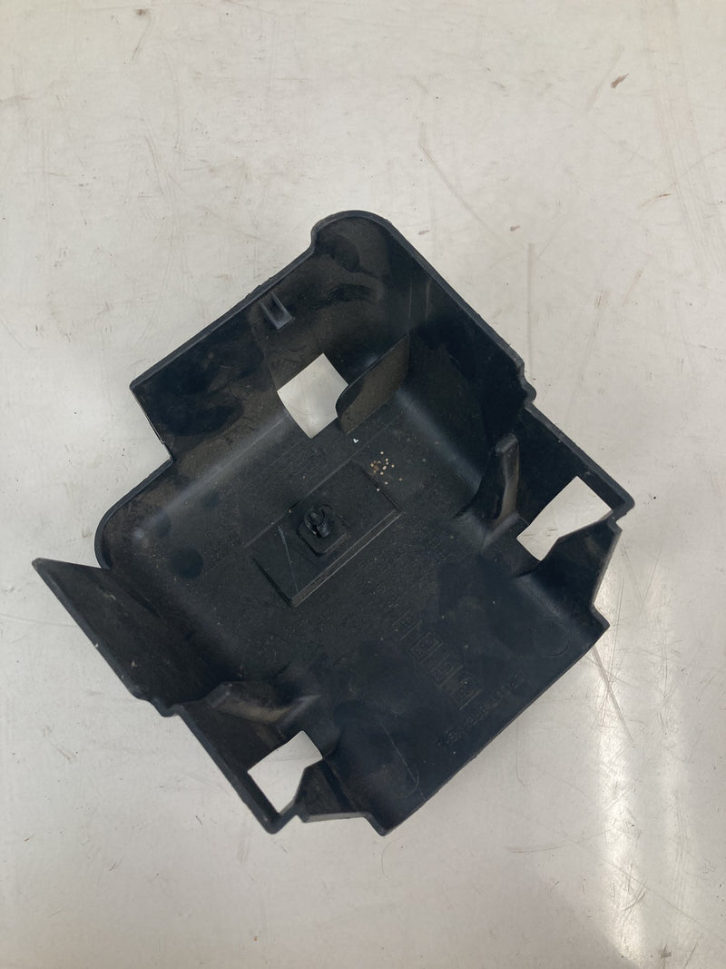 2007-2014 Chevrolet Silverado GMT900 Engine Fuse Box Cover 25953821 OEM #5595M