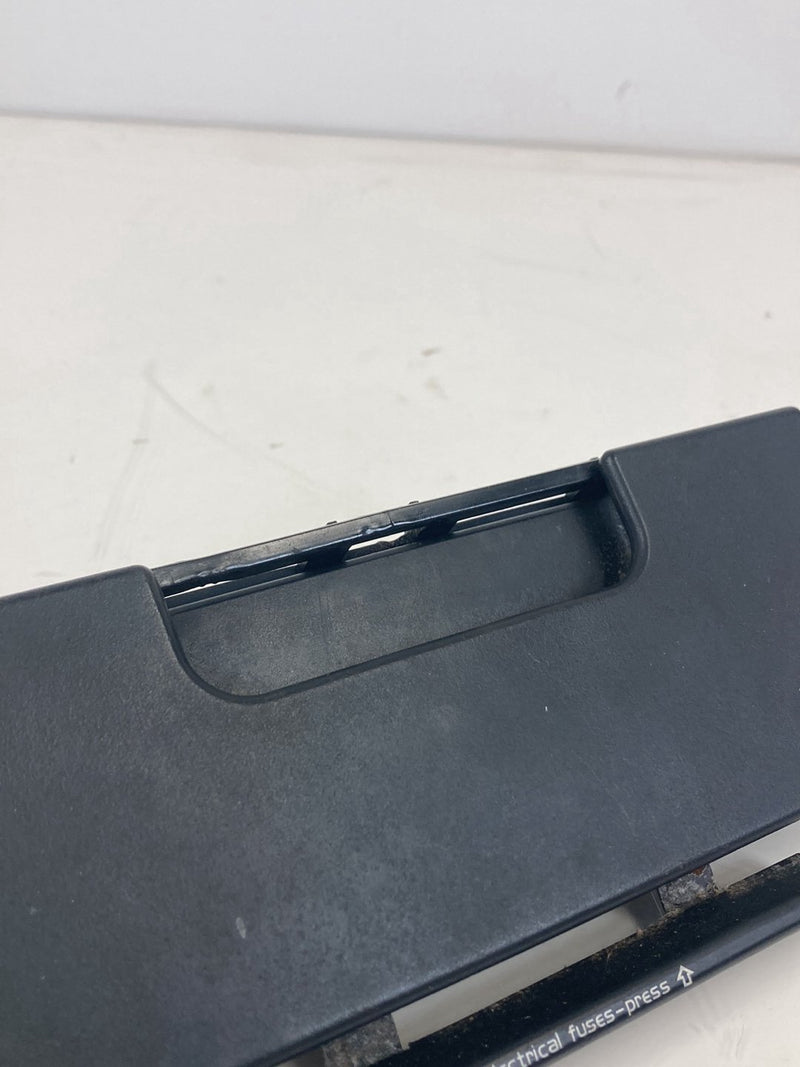 1992 Volvo 940 944 - Fuse Box Cover PN: 3528481