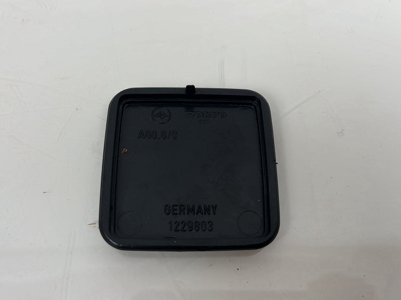1975-1980 Volvo 244 240 Center Horn Button Emblem Cover OE