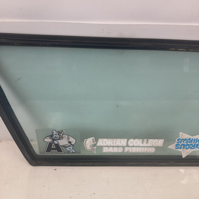 1981-1985 Volvo 240 245 Window Glass Glass Rear Quarter Left Wagon OEM