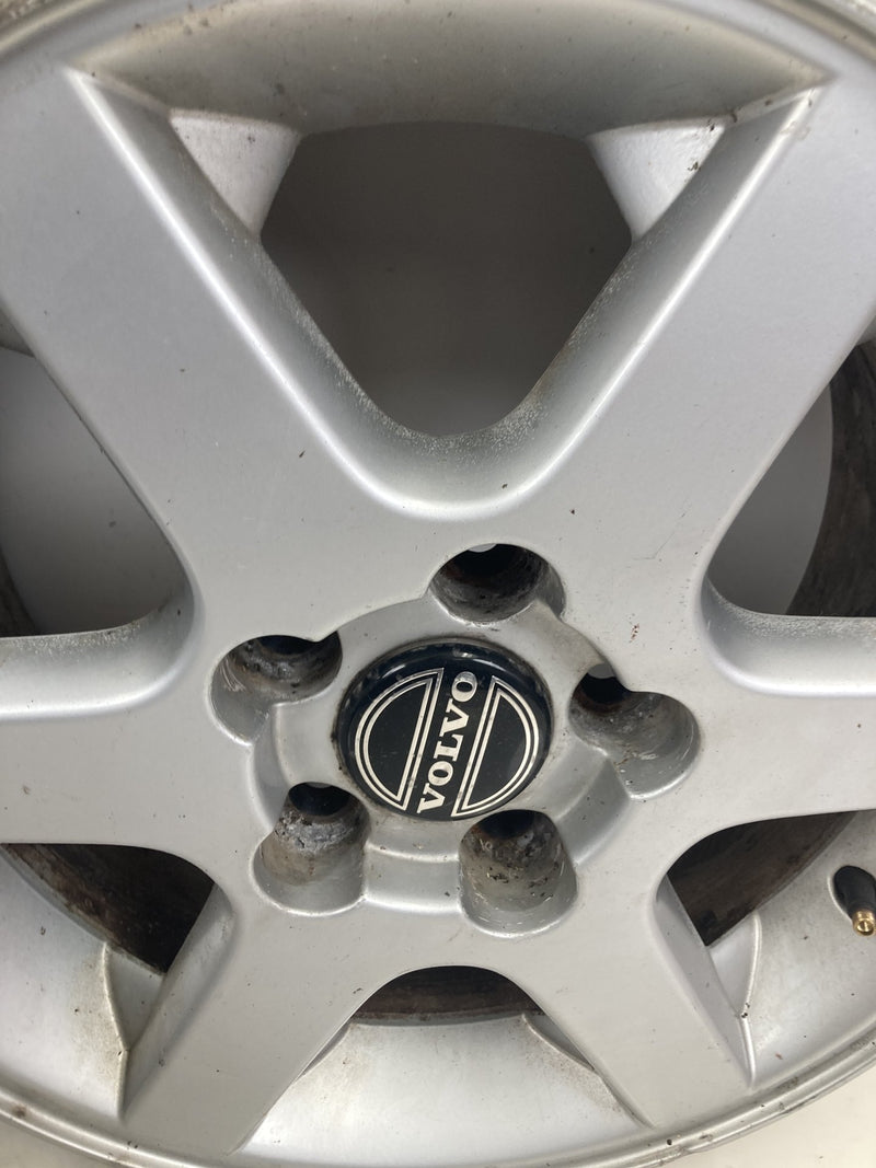 1998-2000 Volvo V70 Wheel Set Naiad Rims 9191264OEM