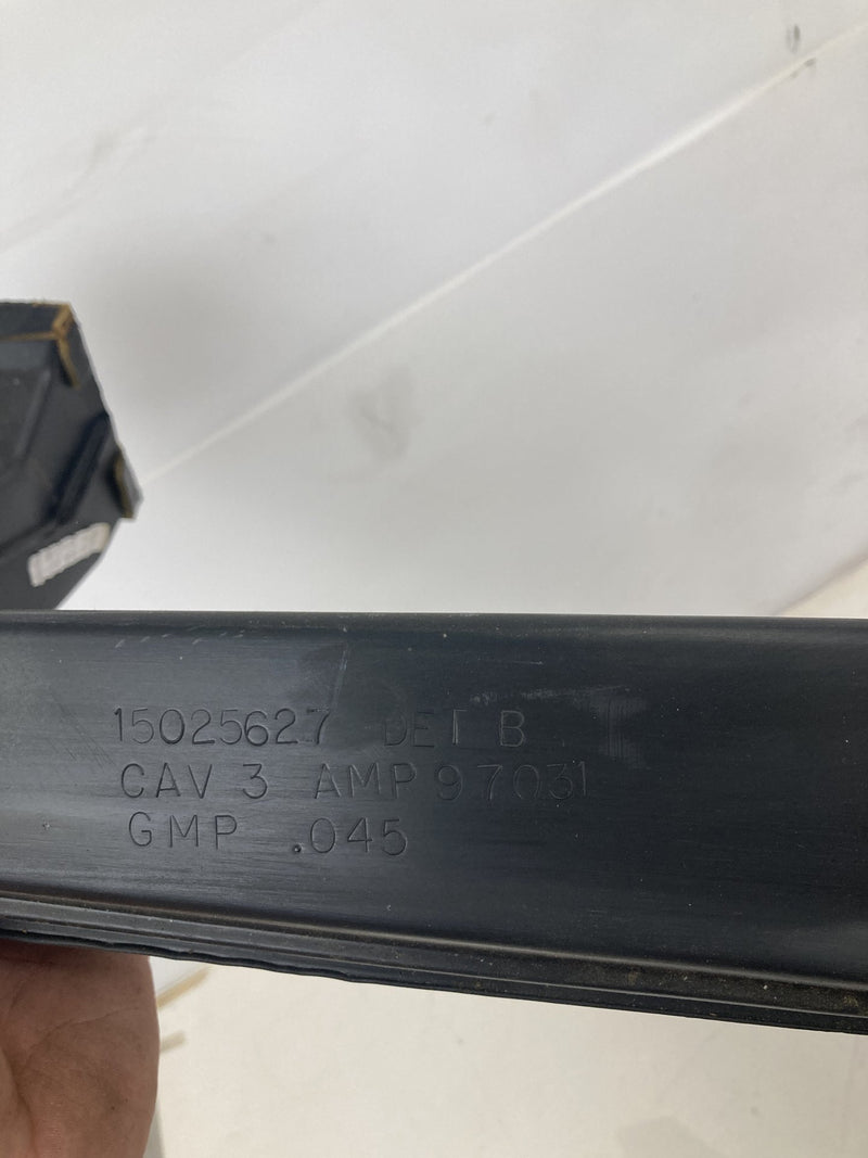 1995-1998 Chevrolet Silverado 2500 GMT400 Dash Duct 15025627 OEM