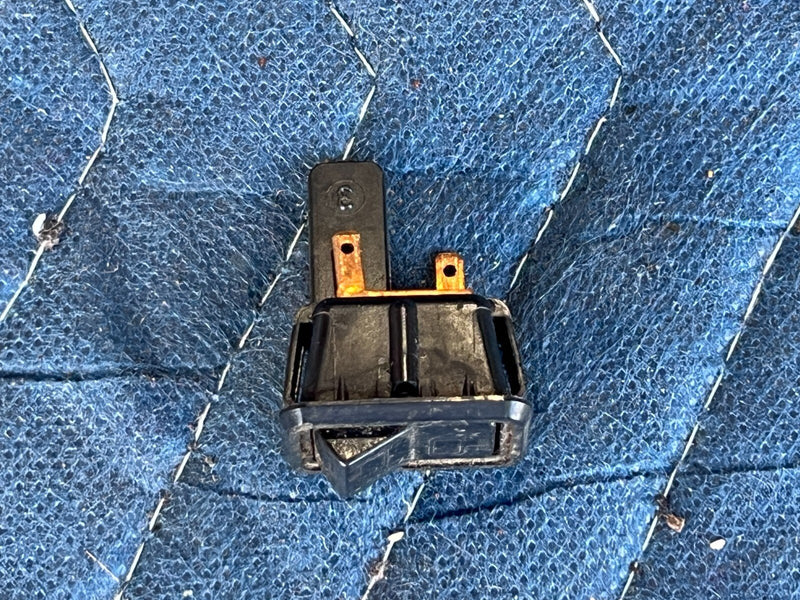1983-1985 Porsche 944 Side Mirror Crossover Switch Control Button OEM #2452EM