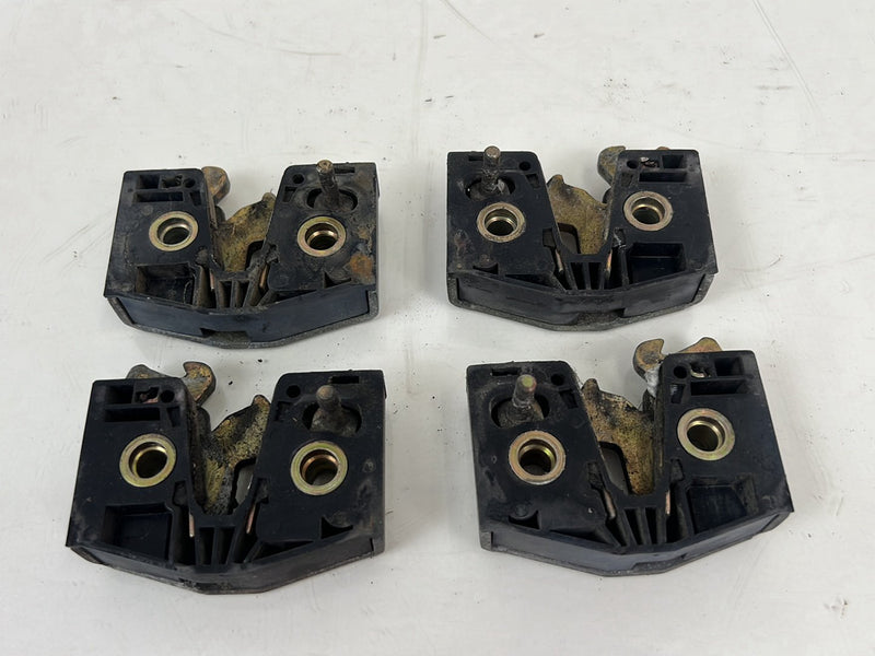 1986-1993 Volvo 240 244 Door Latch Plate Set of 4 Lock 6438 OEM