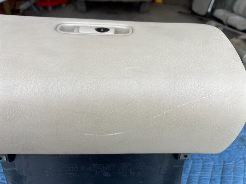 1998-2002 Honda Accord C106-5172-100 77500 Glove Box Assembly #1955CN