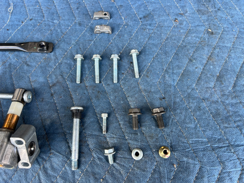 1996-2003 Mercedes W210 E320 Steering Column Mounting Bolt Hardware OEM #4699EM