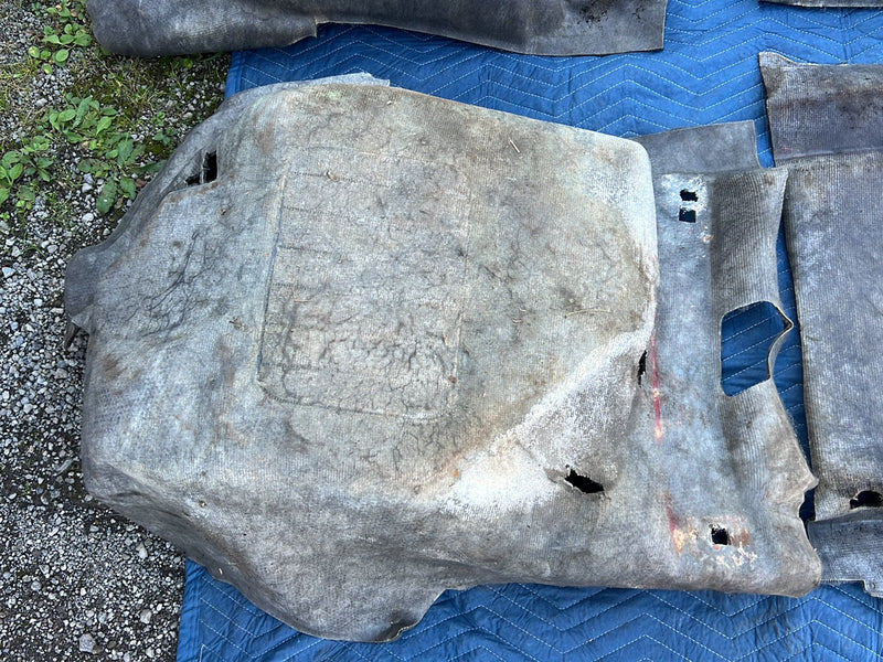 1993-1997 Volvo 850 Wagon Front & Rear Molded Carpet Set Gray OEM