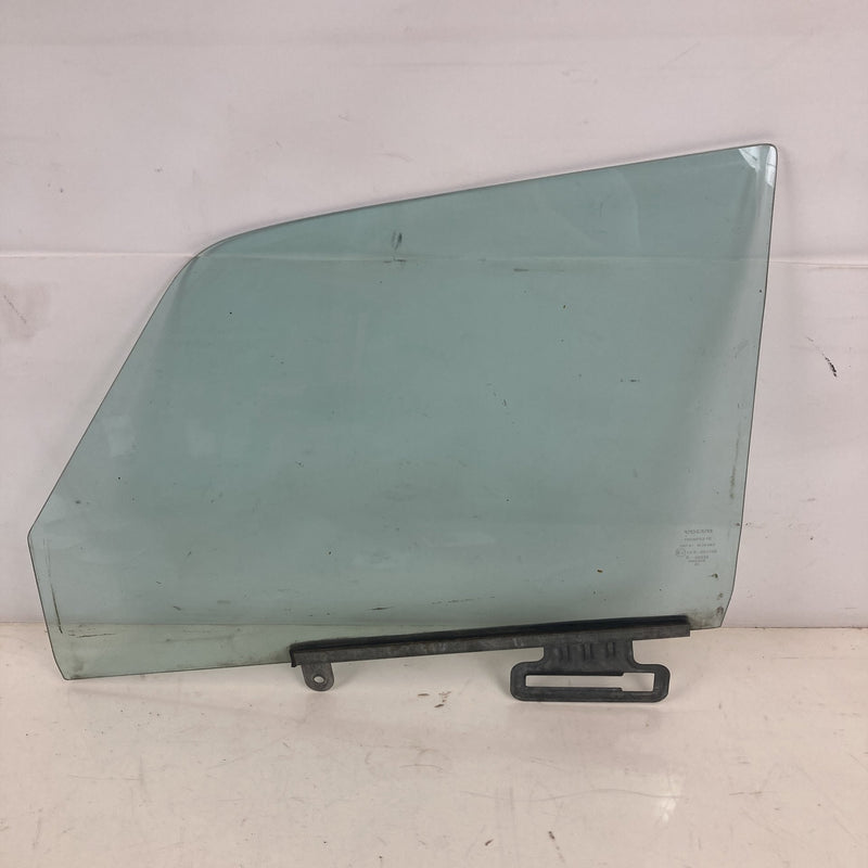 1981-1985 Volvo 240 245 Left Front Window Glass Driver OEM