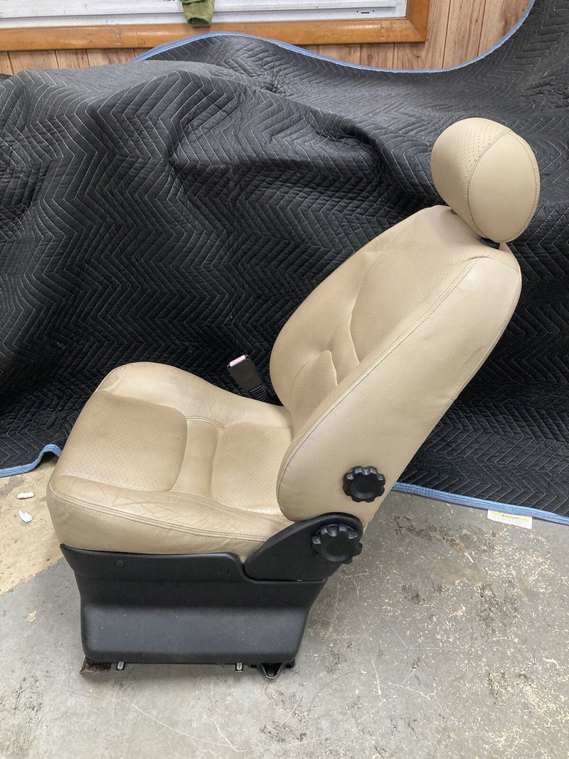 1998-2005 Land Rover Freelander Front Left LH Driver Seat Tan OEM #3023M