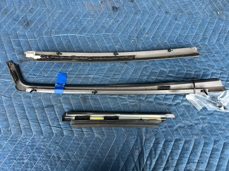 1989-1995 Volvo 740 940 Sedan Driver Left Front Quarter Window Trim OEM #3682EM