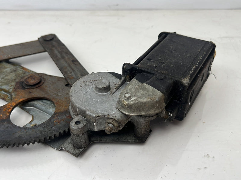 1976-1979 Cadillac Seville Front Passenger RH Window Regulator + Motor OEM #5597EM