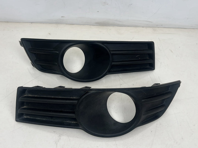2010-2013 Suzuki SX4 Front Bumper Fog Light Bezel Surround Trim Pair OEM #6361EM