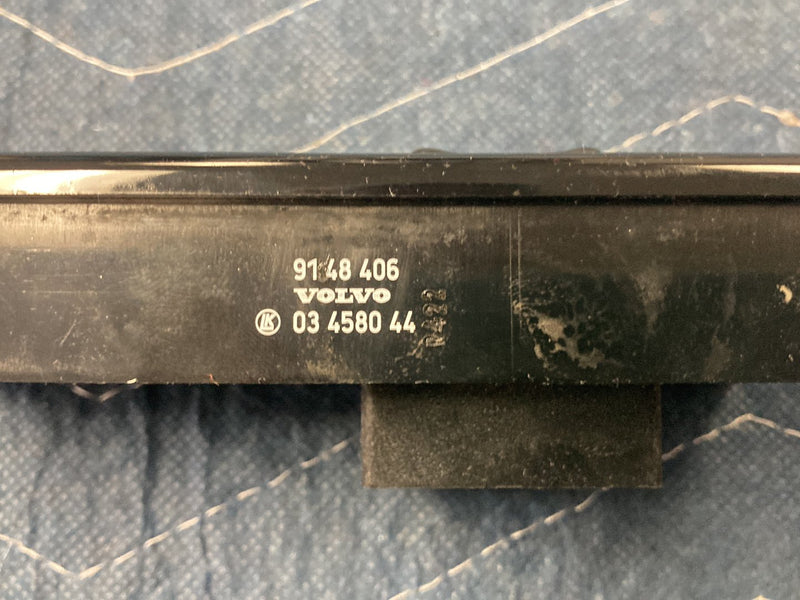 1992-1995 Volvo 940 945 740 Front Passenger Right Door Window Switch OEM #6410EM