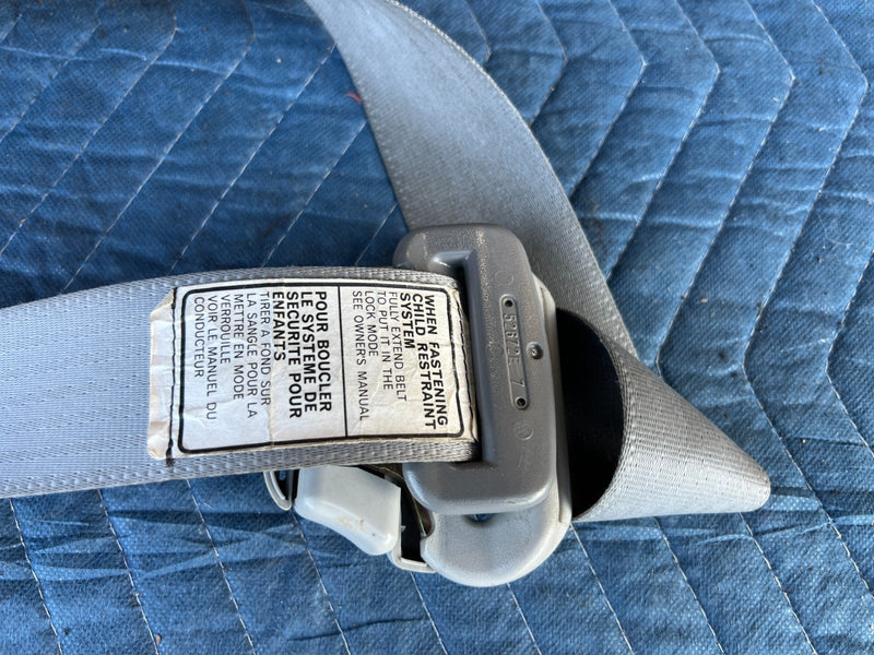 2003-2008 Toyota Corolla Front Passenger Right Seat Belt Retractor OEM #3320EM