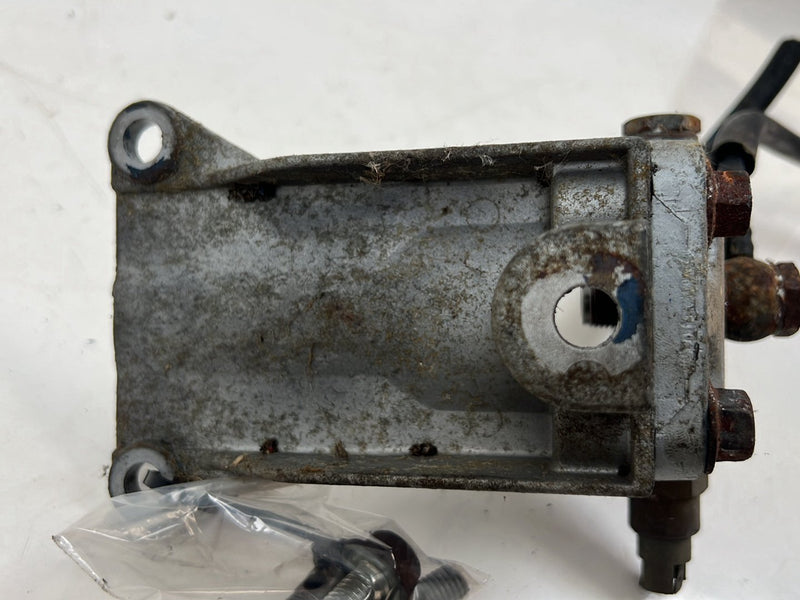 1975-1980 Volvo 244 240 Fuel Filter Bracket Mount w/ Bolts OEM #5386EM