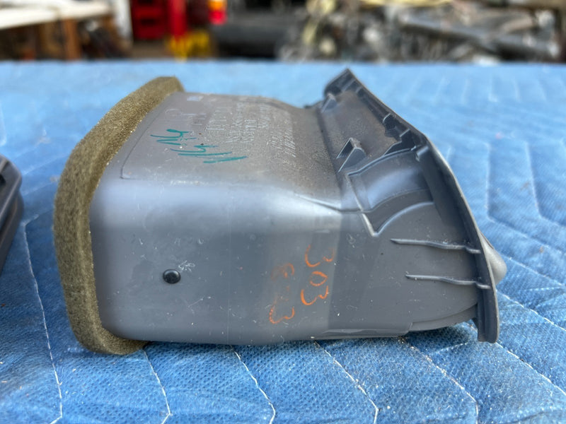 2003-2008 Toyota Corolla Dash Right & Left AC Heat Air Vent Pair OEM #3348EM