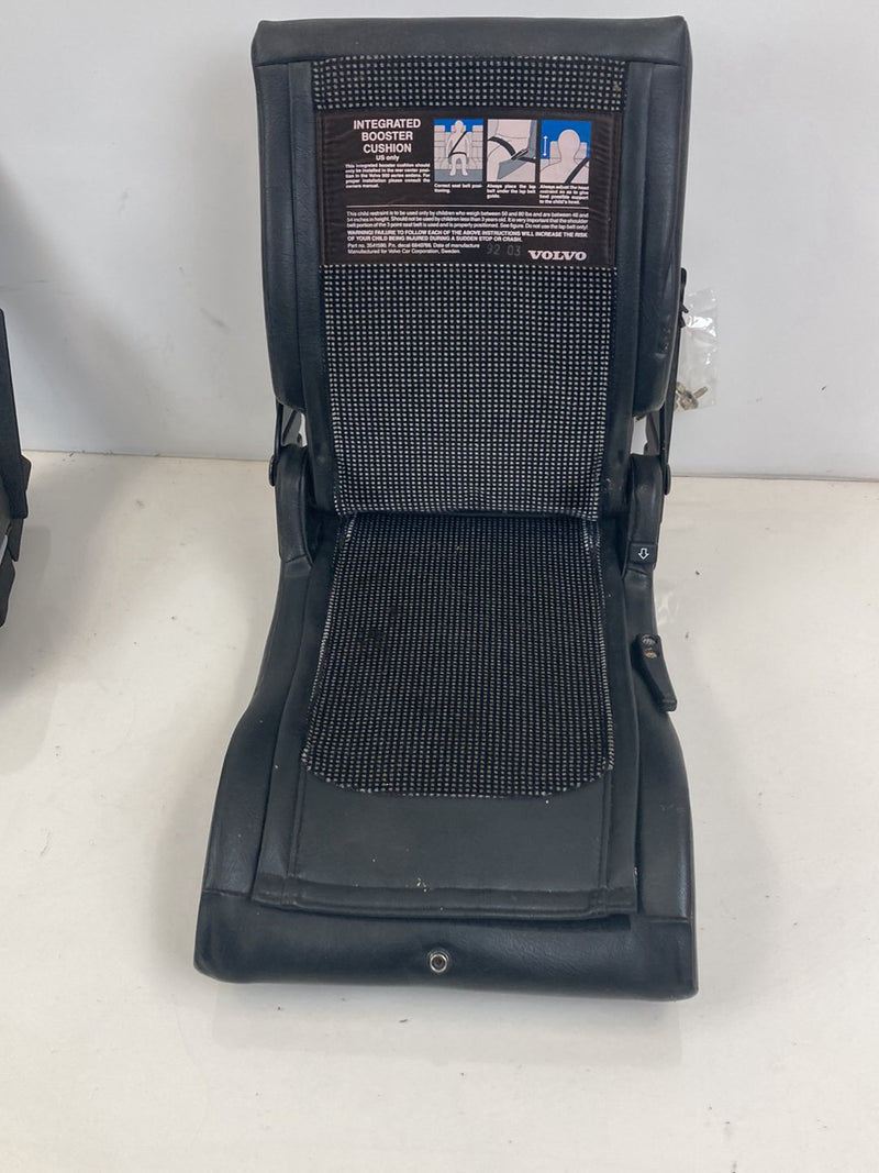 1992 Volvo 940 944 - Rear Seat