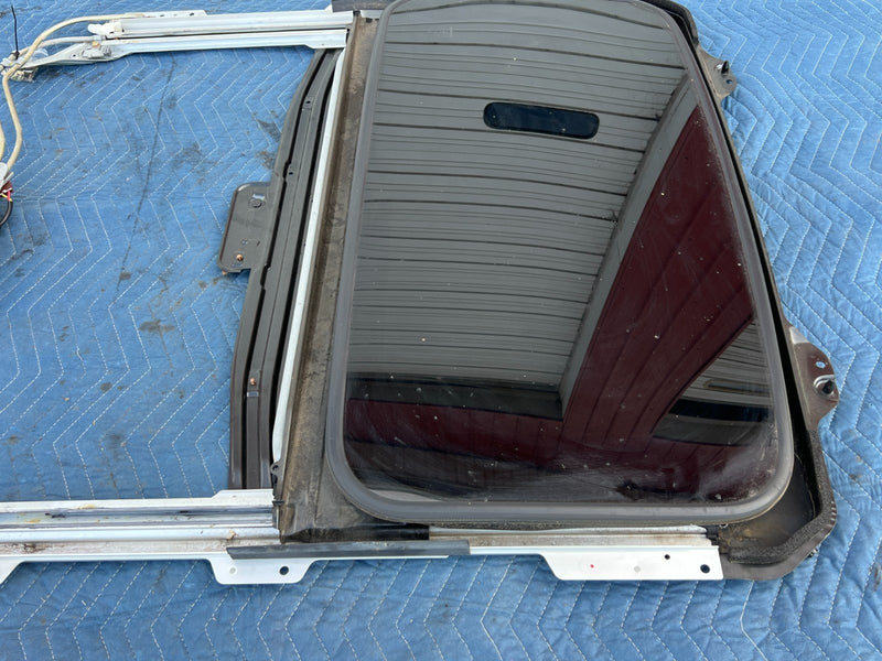 1998-2002 Honda Accord Sunroof Assembly Glass, Frame + Hardware  #1979CN