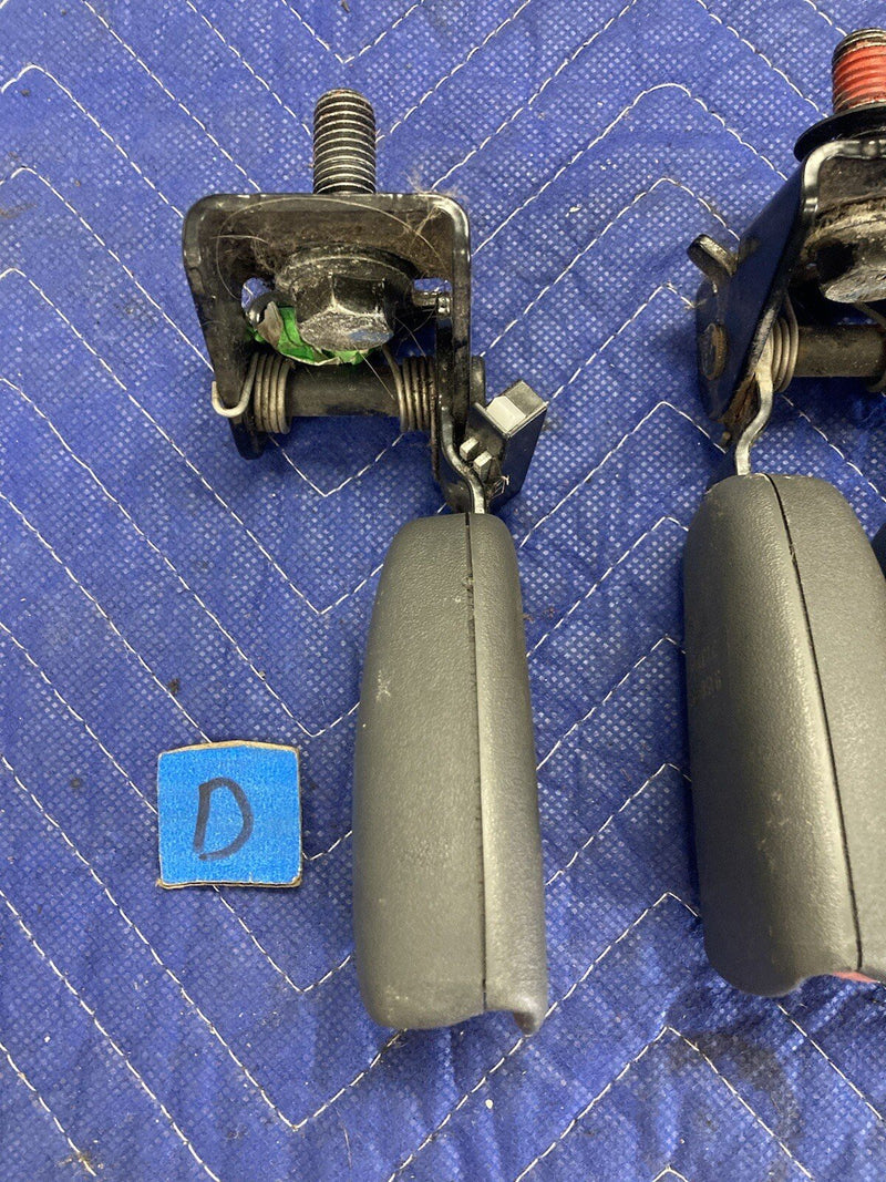 2004-2007 Volvo S60R S60 V70R Rear Seat Buckle Set 3 Bench Back OEM #2870M