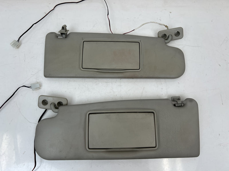 1998-2000 Volvo S70 V70 XC Sun Visor Shade Pair w/ Illumination Tan OEM #6837EM