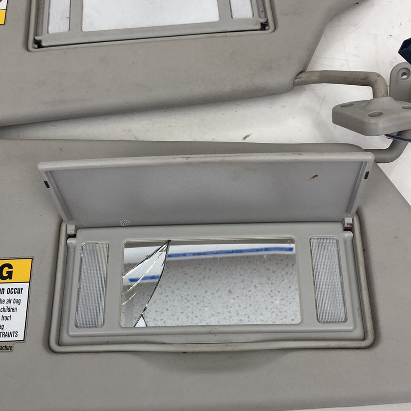 1999-2004 Land Rover Discovery II L550 Sun Visor Pair OEM #5070M
