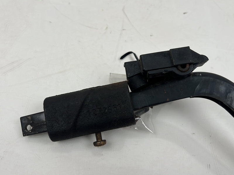 1975-1980 Volvo 244 Throttle Accelerator Gas Pedal 1272618 OEM #5331EM