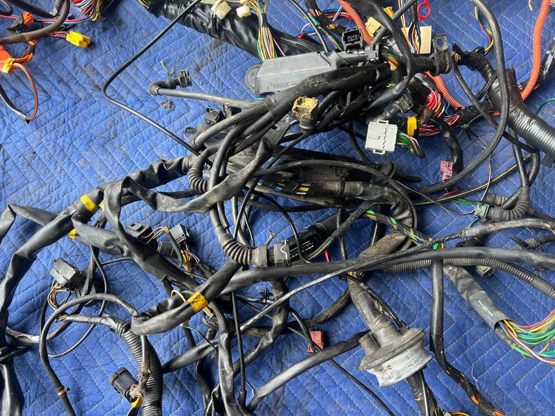 1992-1995 Volvo 940 740 Complete Engine Bay & Body Wiring Harness OEM #3292EM