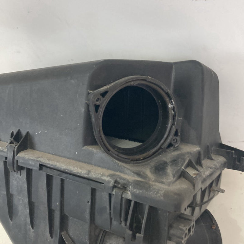 1998-2000 Volvo V70 Air Filter Housing Box Intake 445349 OEM #5209M