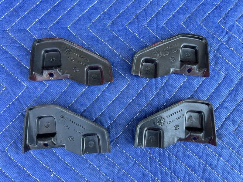 1980-1985 Cadillac Seville Seat Bolt Covers Red 20099650 LH RH GM OEM #3417M