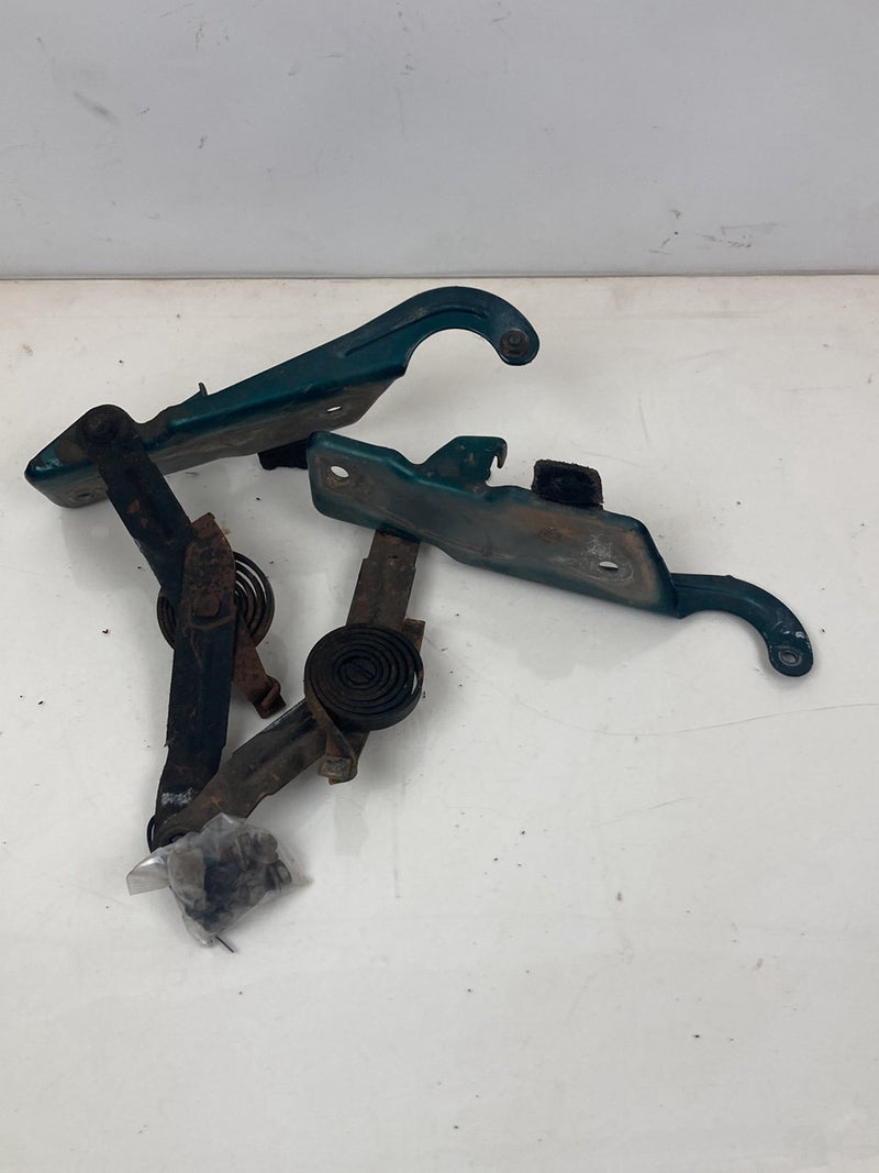 1996 Chevrolet Silverado GMT800 - Hood Hinge Pair