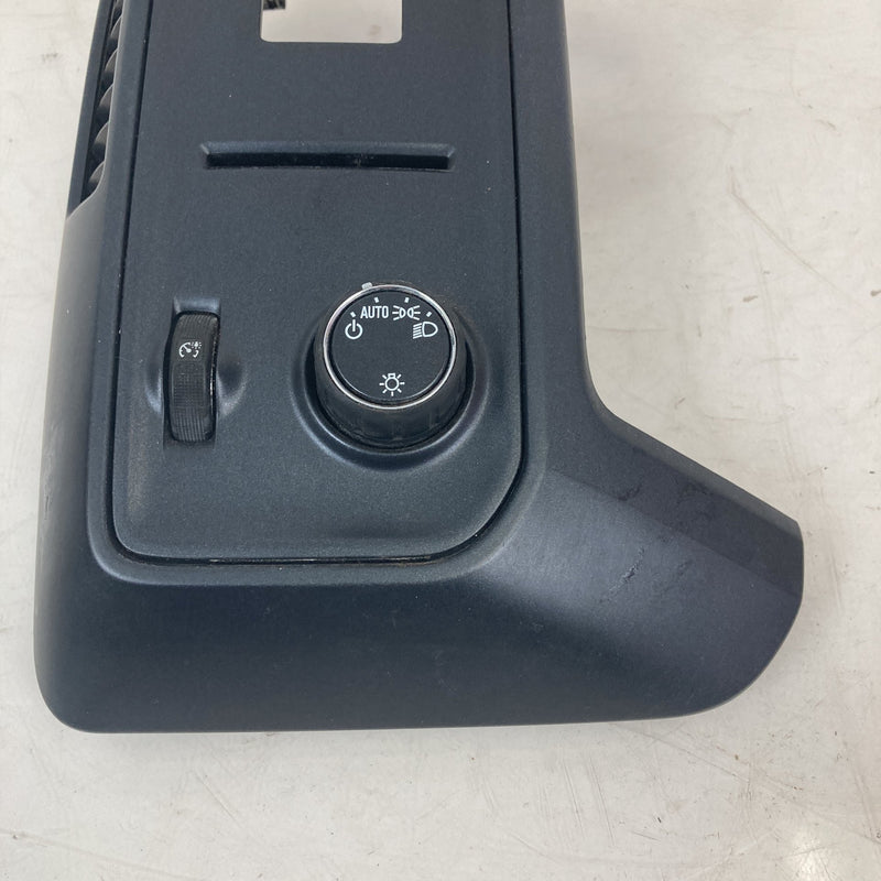 2014-2018 Chevy Silverado Headlamp Switch 2318780551971591 23103889 OEM #5590M