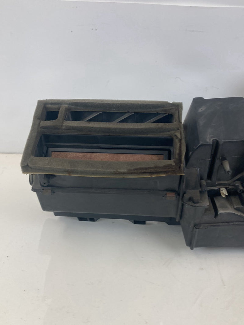 1995 Chevrolet Silverado GMT800 - HVAC Box PN: 15530579