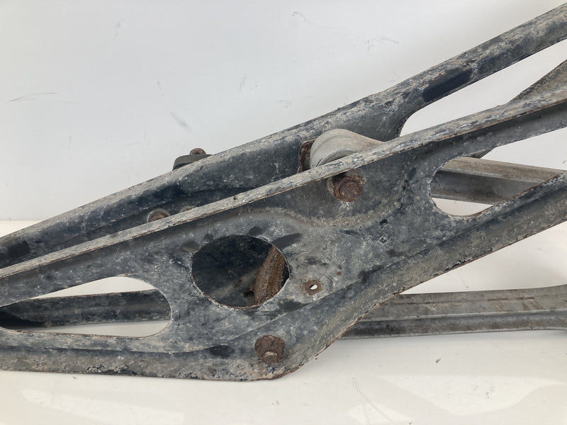 1992 Volvo 940 944 - Axle PN: 1229870 1229871