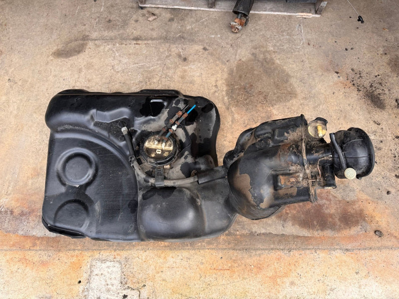 1985-1992 Volkswagen Golf Fuel Tank Diesel Pump Assembly 1H0201065 OEM
