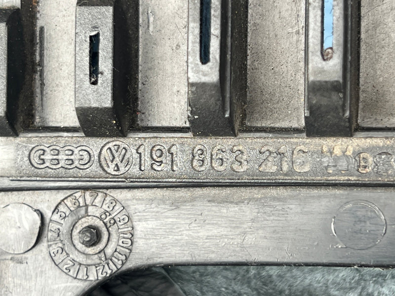 47023094