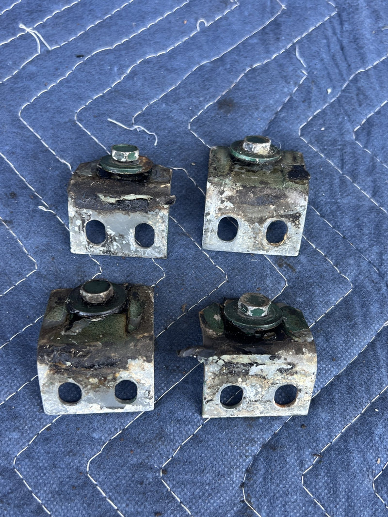 1973 Volvo 140 142 - Hardware