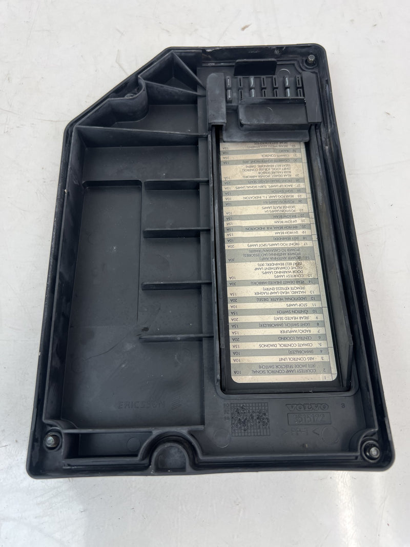 1998-2000 Volvo S70 V70 XC Engine Bay Fuse Box Cover Lid 3515122 OEM #6835EM