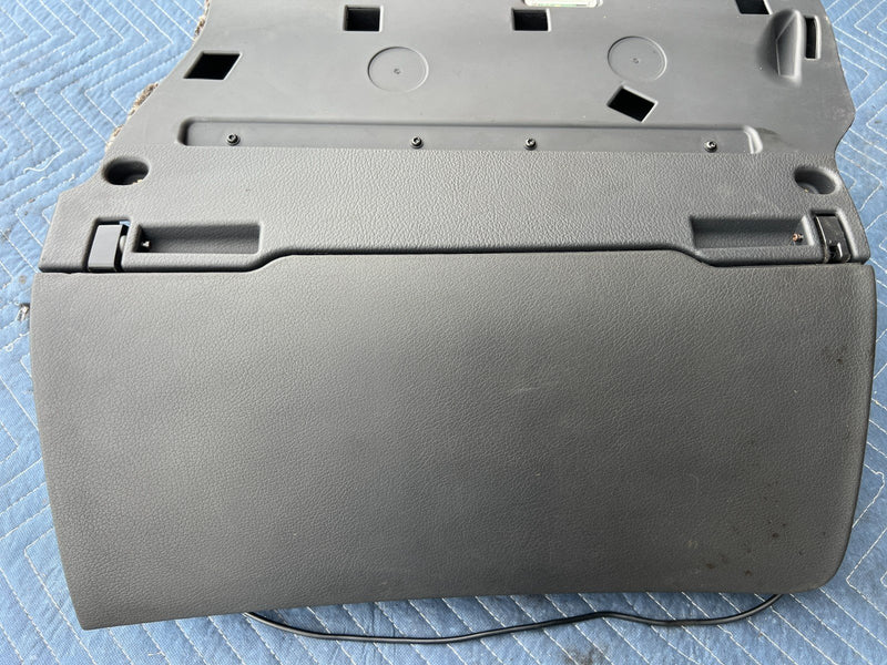 2005-2011 Audi A6 Dash Power Glove Box Compartment Storage Black OEM #3539EM