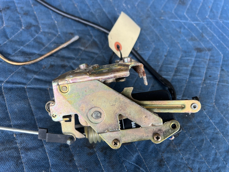 1989-1995 Volvo 740 940 Sedan Front Right RH Door Lock Actuator Latch OE #3843EM