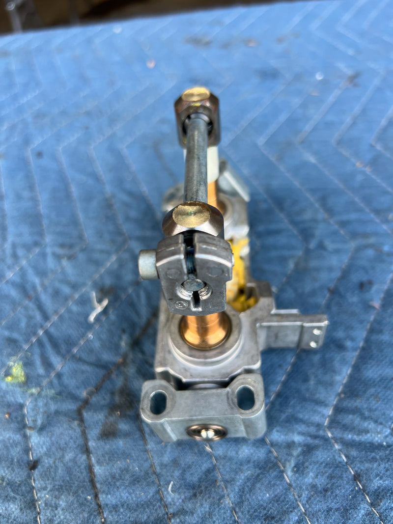 1996-2003 Mercedes W210 E320 Steering Column Mounting Bolt Hardware OEM #4699EM