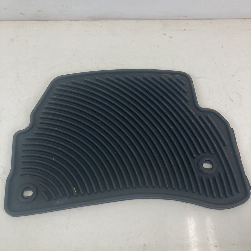 2001-2005 Volkswagen Passat Floor Mat Set Factory OEM #5564M
